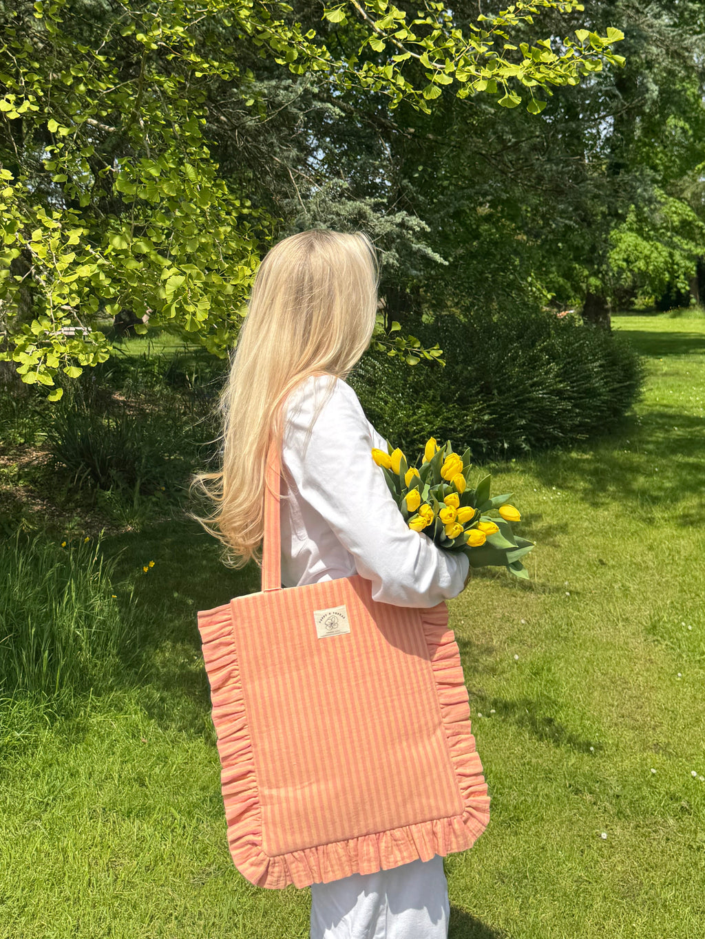 Rhubarb & Custard Ruffle Tote