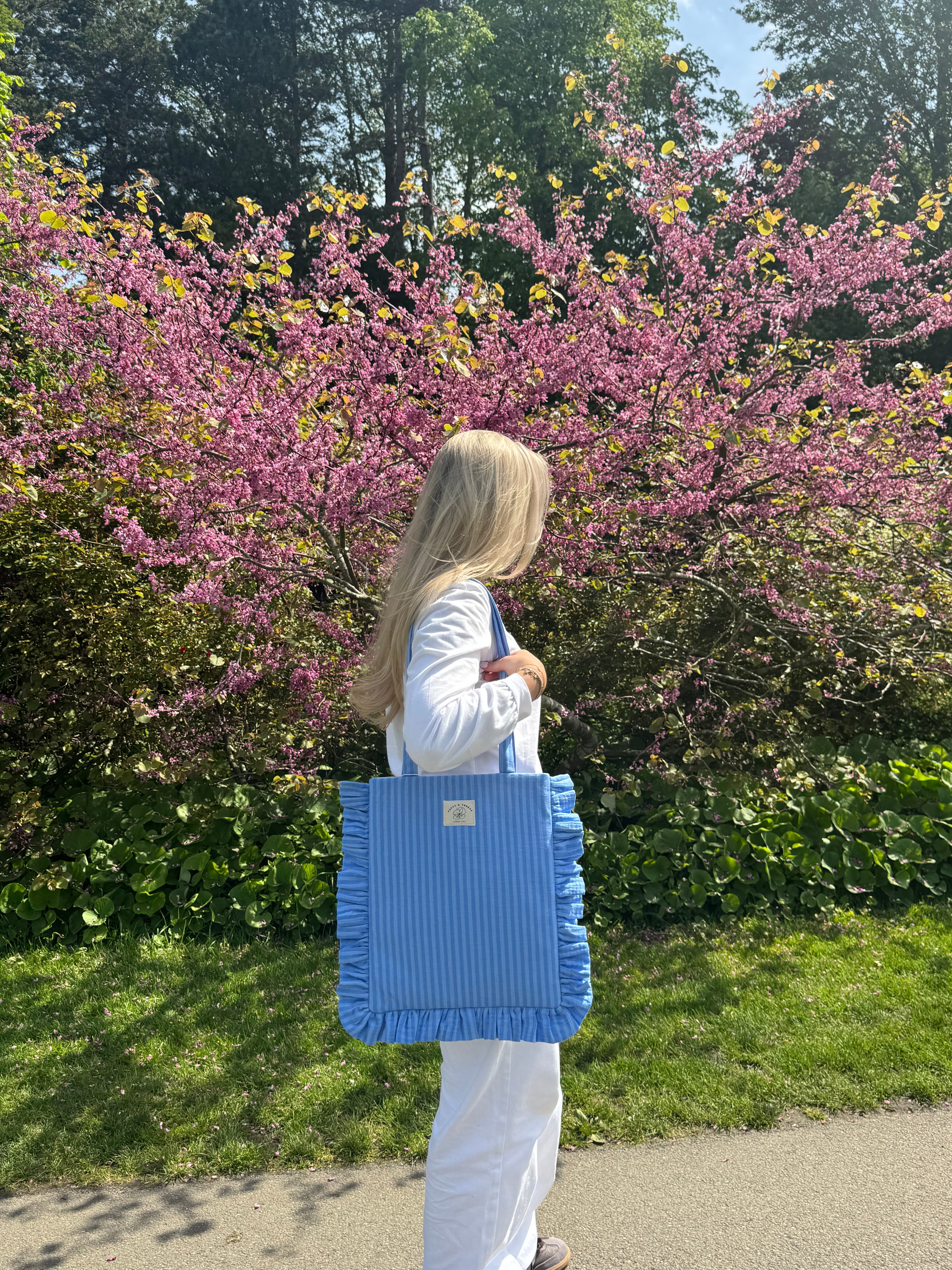 Blueberry Ruffle Tote