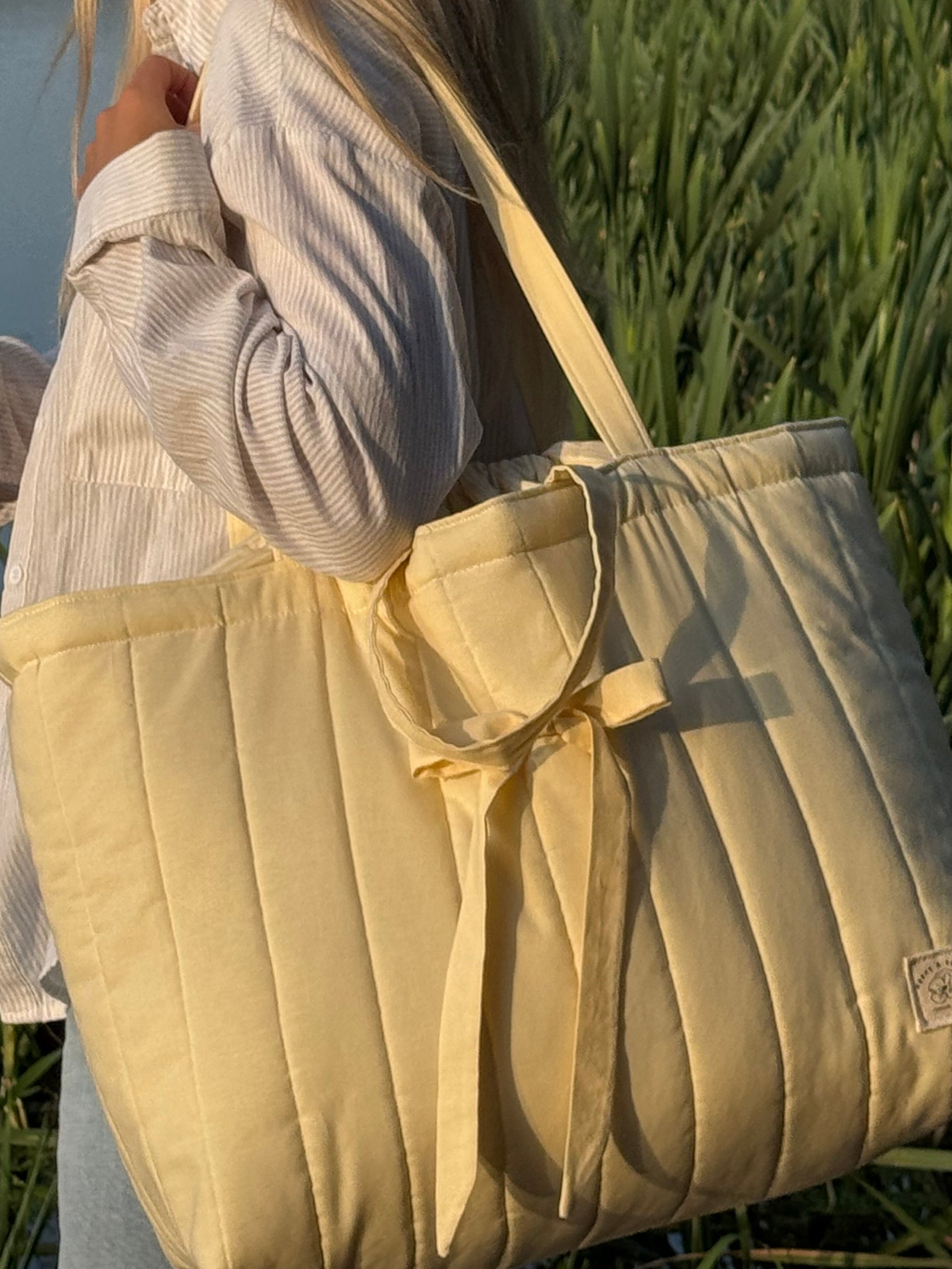 Buttercup Overnight Bag