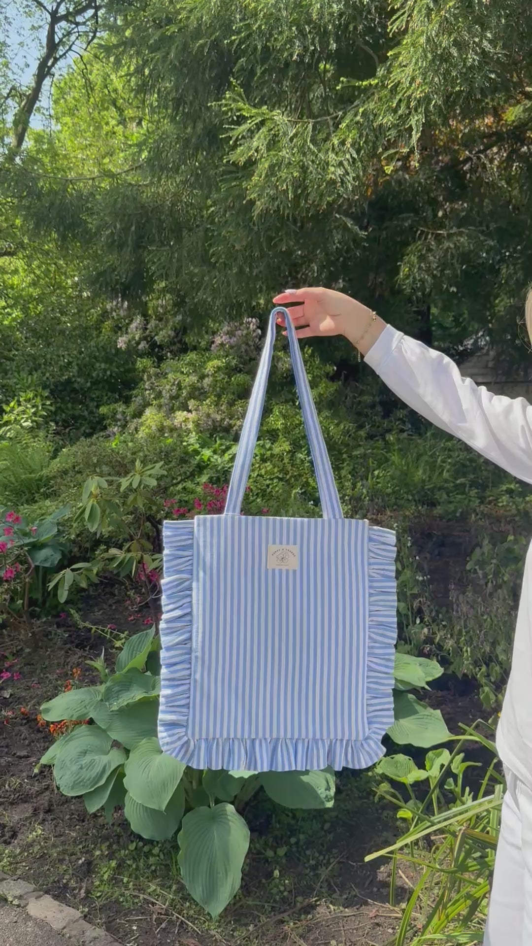 Sea Salt Ruffle Tote